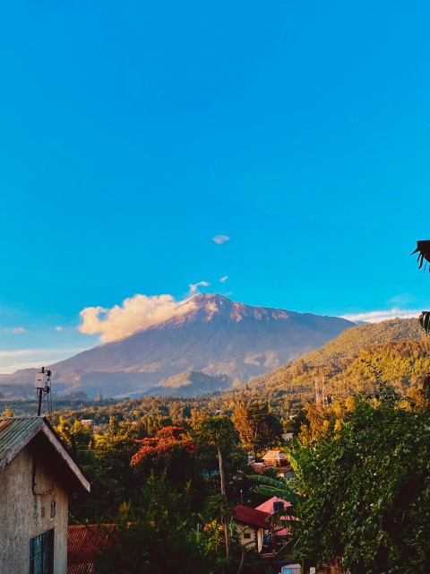 A wonderful sight of Mount Meru from the Kimandolu hills