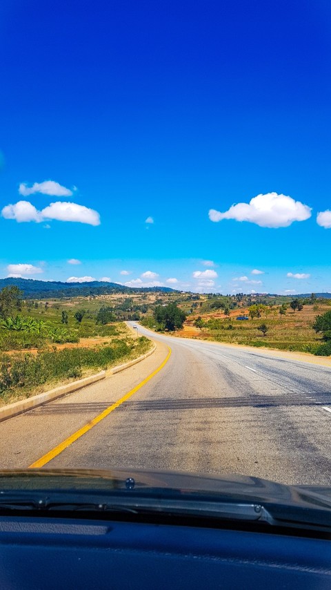 Road trip on the Dodoma - Arusha Highway